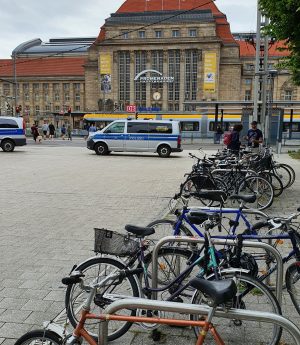 Sachsens umstrittener Innenminister Roland Wöller setzt seine Salamitaktik beim #Fahrradgate fort