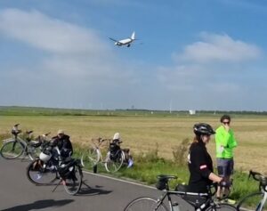 Protest gegen Lärm und den Ausbau des Flughafens Leipzig Halle berechtigt – wer Güter transportiert, muss zahlen!